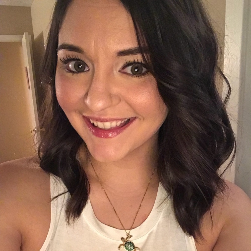 Meet your Posher, Julie